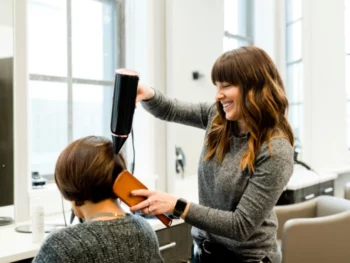 Starting a salon in a tough economy